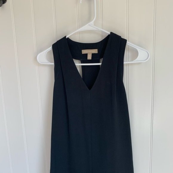 Banana Republic V Neck Black Dress Size 0P - Picture 3 of 9